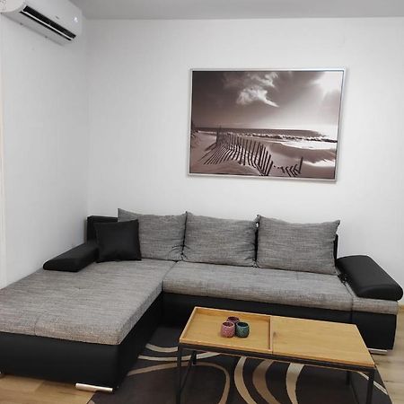 Apartman Branimir ノヴァリャ エクステリア 写真