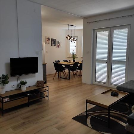 Apartman Branimir ノヴァリャ エクステリア 写真