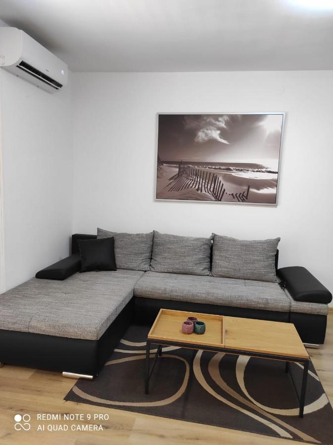 Apartman Branimir ノヴァリャ エクステリア 写真