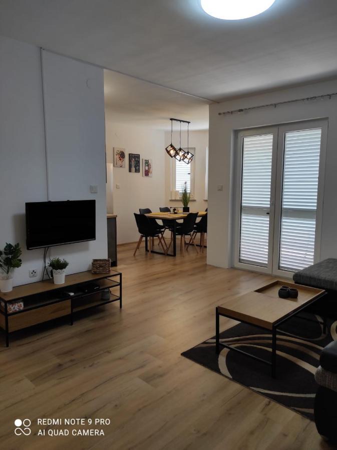 Apartman Branimir ノヴァリャ エクステリア 写真