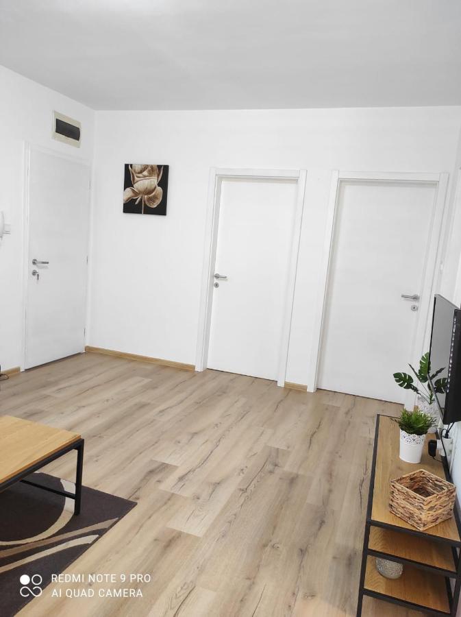 Apartman Branimir ノヴァリャ エクステリア 写真