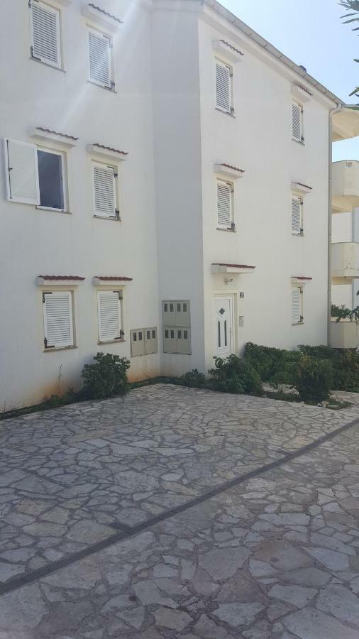 Apartman Branimir ノヴァリャ エクステリア 写真